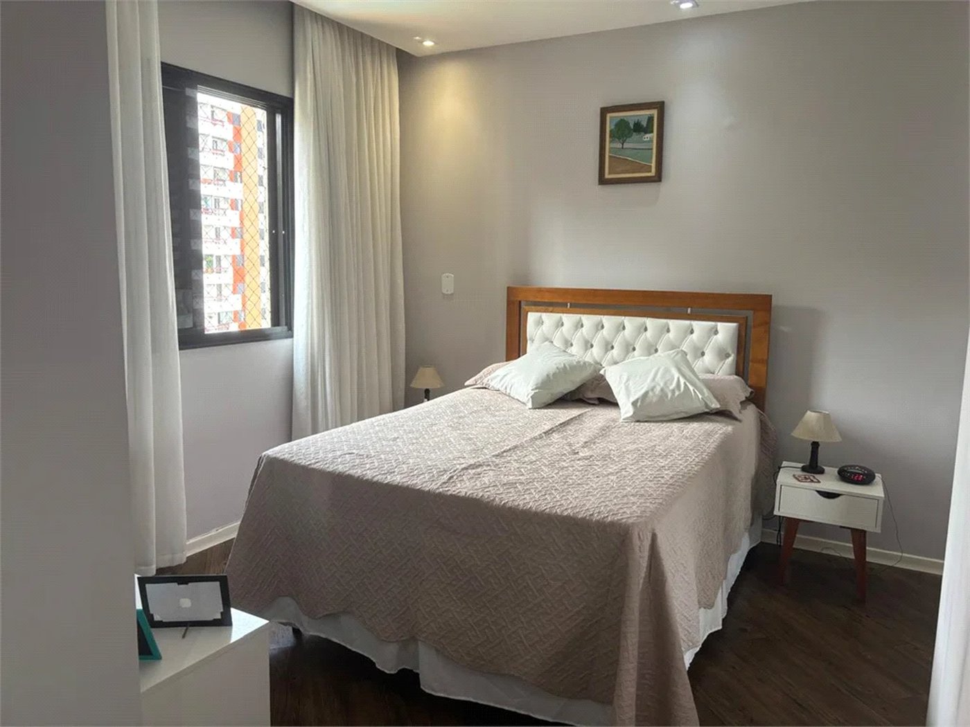 Apartamento à venda com 4 quartos, sendo 1 suíte,  em Vila Andrade, São Paulo, SP