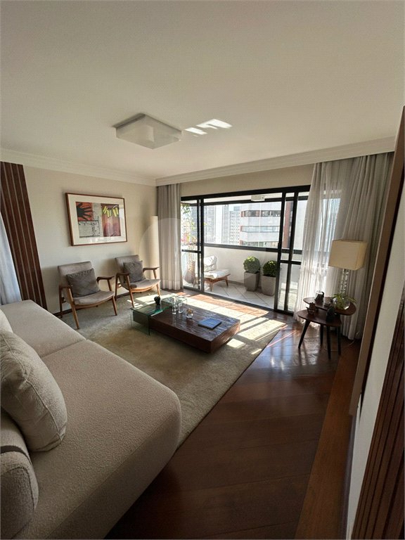 Apartamento à venda com 3 suítes em Perdizes, São Paulo, SP