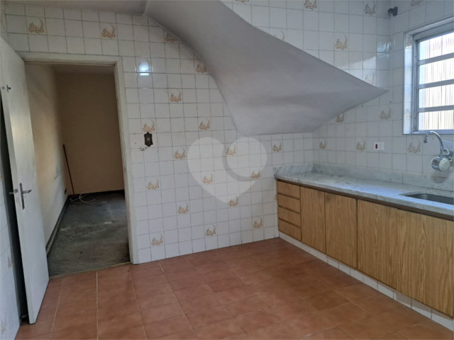 Sobrado à venda com 3 quartos em Campo Belo, São Paulo, SP