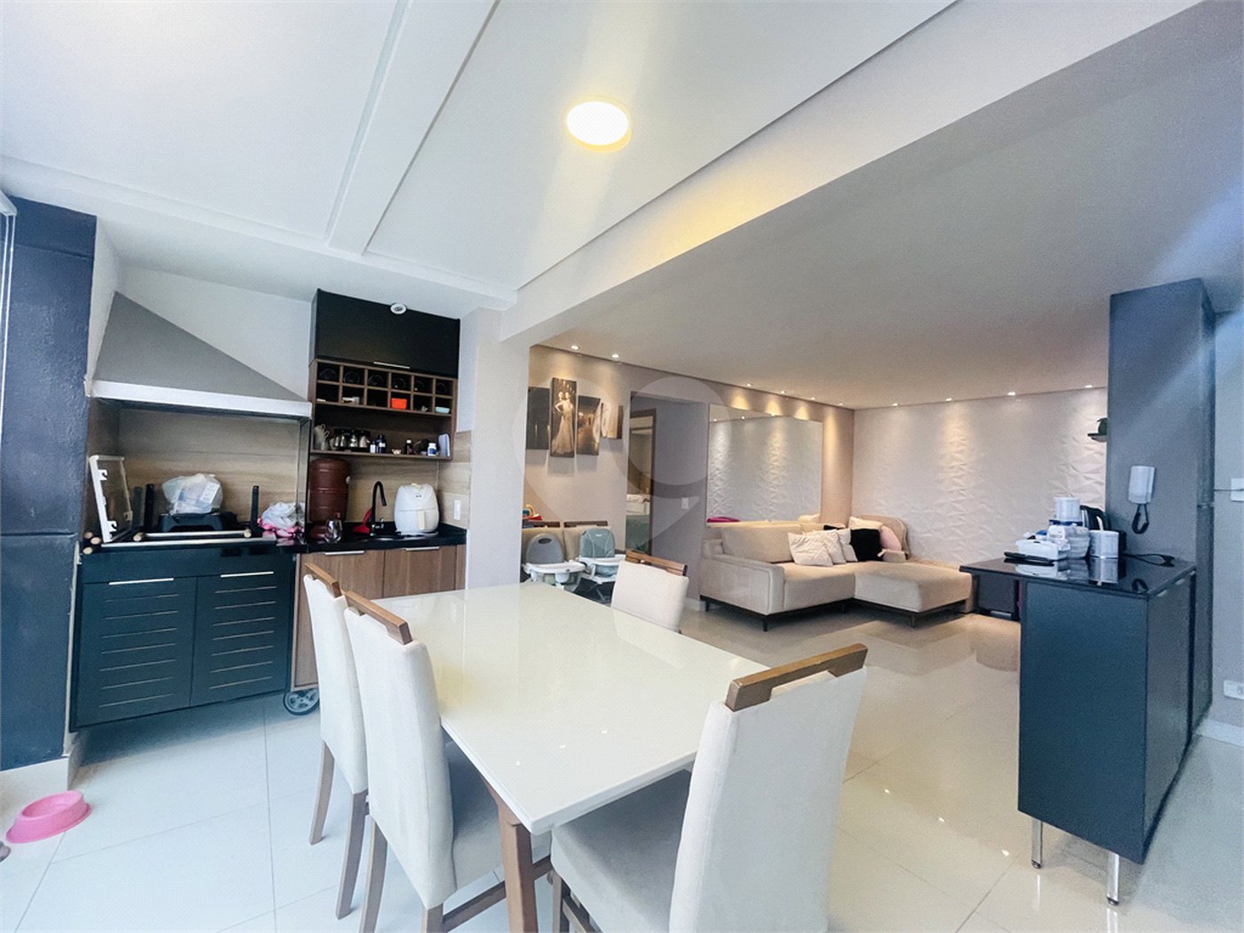 Apartamento à venda com 2 suítes em Vila Scarpelli, Santo André, SP