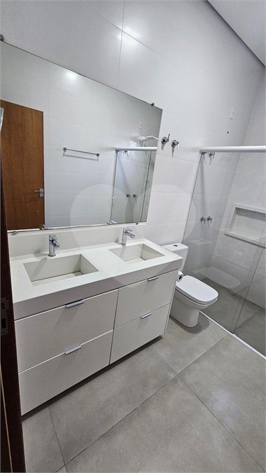 Casa para alugar com 3 suítes no condomínio Dona Lucila, Indaiatuba - SP