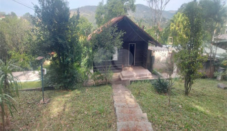 Casa à venda com 3 quartos no condomínio Cinco Lagos, Mairiporã - SP