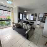 Apartamento com 2 dormitórios à venda, 64 m² por R$ 360.000,00 - Jardim Praiano - Guarujá/SP