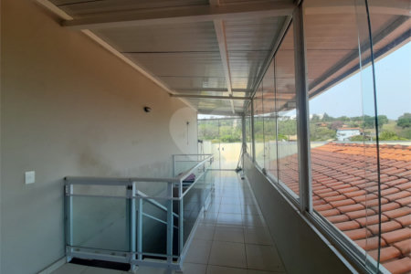 Chácara à venda com 3 quartos, sendo 1 suíte, em Cachoeira, Vinhedo, SP