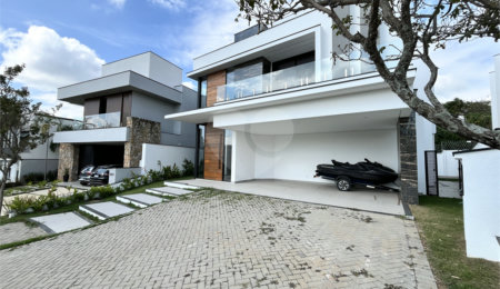 Casa à venda com 3 suítes no condomínio Alphaville Nova Esplanada 1, Votorantim - SP