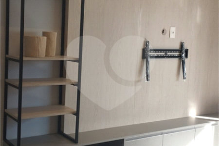 Apartamento para alugar com 2 quartos em Jardim das Acácias, São Paulo, SP