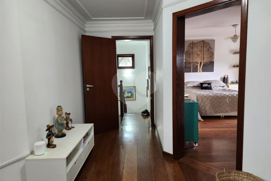 Casa à venda com 5 suítes no condomínio Suíça da Cantareira, Mairiporã - SP