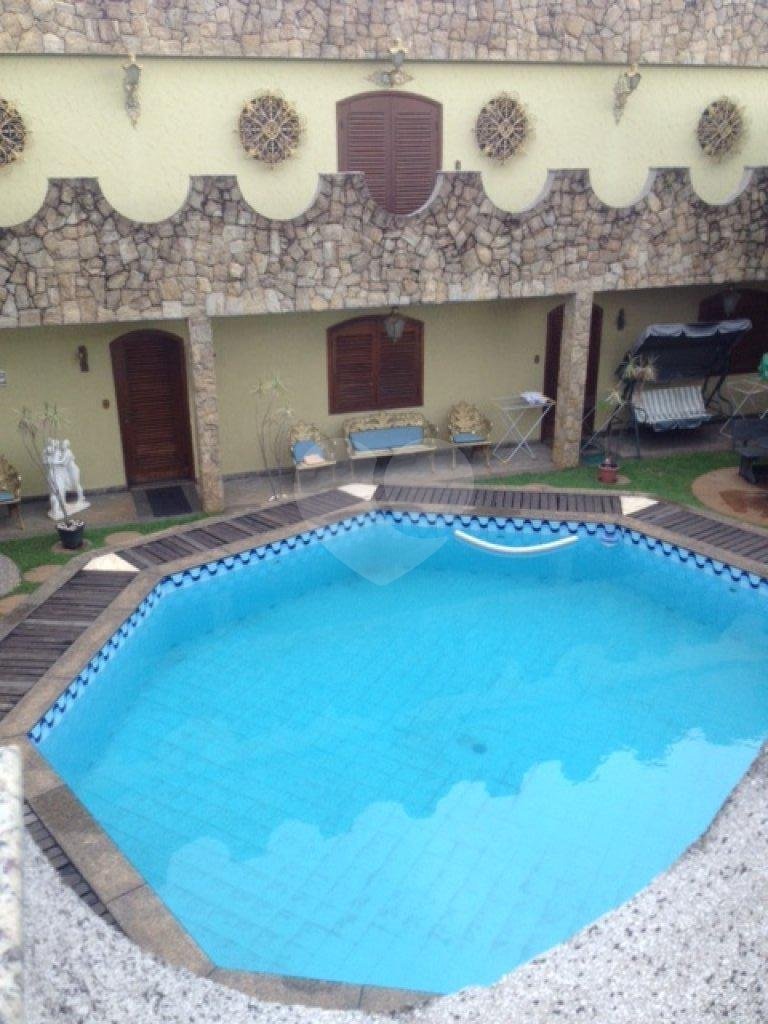 Casa à venda com 4 quartos, sendo 3 suítes, em Vila Paiva, São Paulo, SP