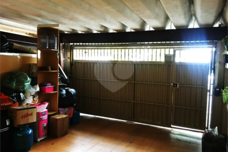Sobrado à venda com 4 quartos, sendo 1 suíte,  em Vila Gomes, São Paulo, SP