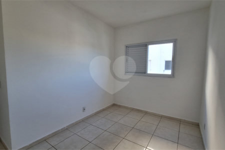 Apartamento à venda com 2 quartos em Jardim Antônio Cassillo, Votorantim, SP