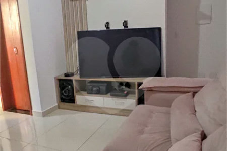 Casa à venda com 2 suítes em Chora Menino, São Paulo, SP