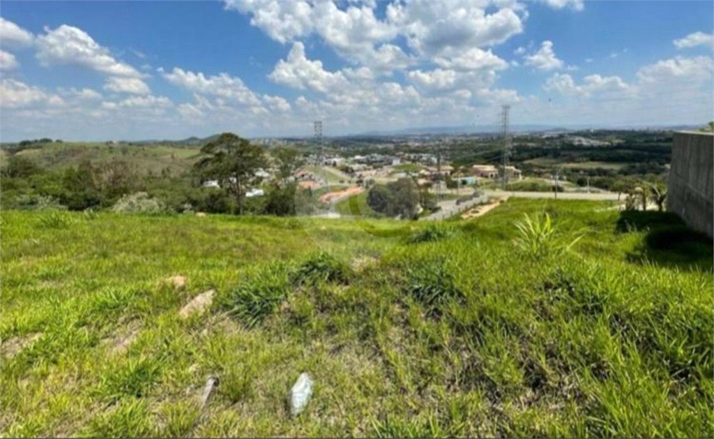 Terreno à venda no condomínio Residencial Campo de Toscana, Vinhedo - SP