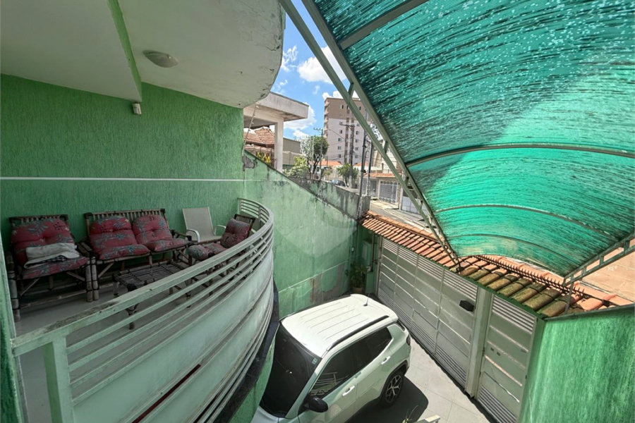 Sobrado à venda com 3 suítes em Vila Constança, São Paulo, SP