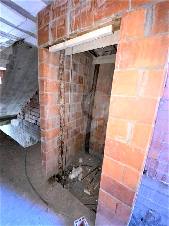 Casa à venda com 2 quartos no condomínio Fontes, São Paulo - SP