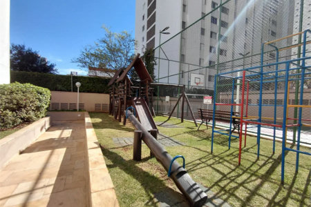 Apartamento à venda com 3 quartos, sendo 1 suíte,  em Vila Romana, São Paulo, SP
