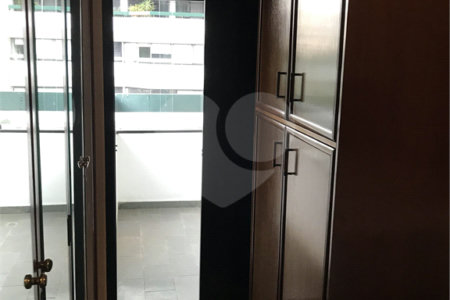 Apartamento à venda com 4 quartos, sendo 1 suíte, em Vila Uberabinha, São Paulo, SP
