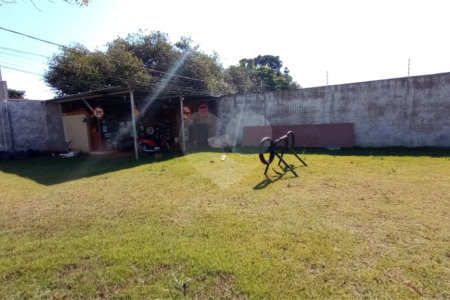 Casa à venda com 2 suítes em Vila Nastri, Itapetininga, SP