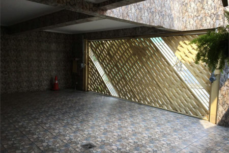 Sobrado à venda com 3 quartos, sendo 1 suíte, em Vila Lageado, São Paulo, SP