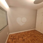 Apartamento à venda com 3 quartos, sendo 1 suíte, em Itaim Bibi, São Paulo, SP