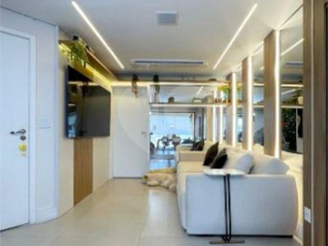 Apartamento à venda com 3 quartos, sendo 1 suíte,  em Vila Guilherme, São Paulo, SP