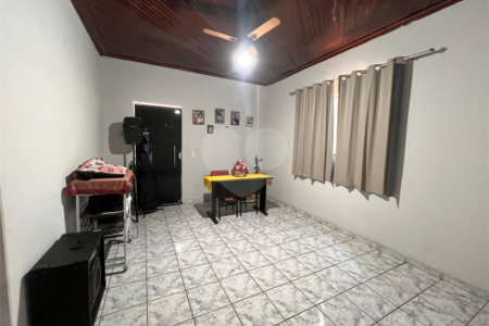 Casa à venda com 3 quartos, sendo 1 suíte, em Jardim Angelica, Três Lagoas, MS