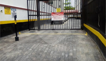 Apartamento à venda com 2 quartos em Pitangueiras, Guarujá, SP