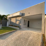 Casa à venda com 3 quartos, sendo 2 suítes, no condomínio PORTO LAGOA, Aquiraz - CE