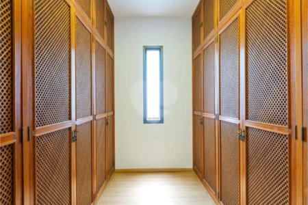 Apartamento à venda ou para alugar com 3 suítes em Real Parque, São Paulo, SP