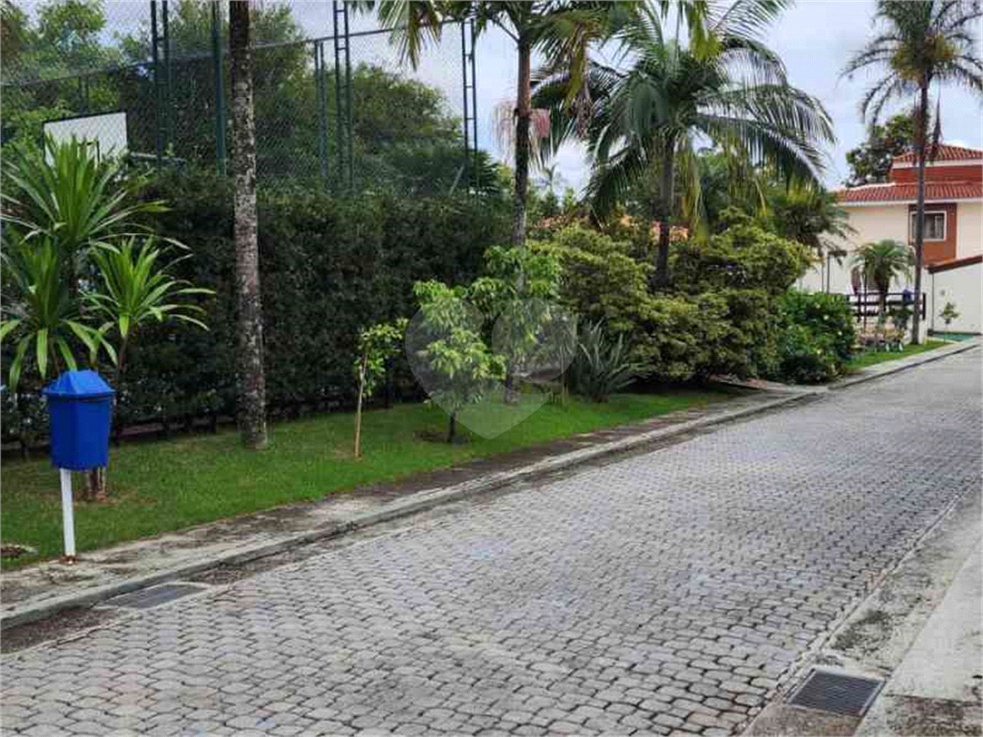 Casa à venda ou para alugar com 4 quartos, sendo 1 suíte,  em Tremembé, São Paulo, SP