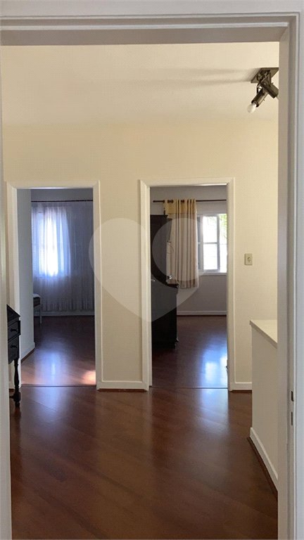 Sobrado à venda com 4 quartos, sendo 1 suíte, em Parque Jabaquara, São Paulo, SP