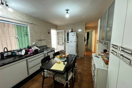 Casa à venda com 3 quartos, sendo 1 suíte, em Jardim Santo Antônio, Salto, SP