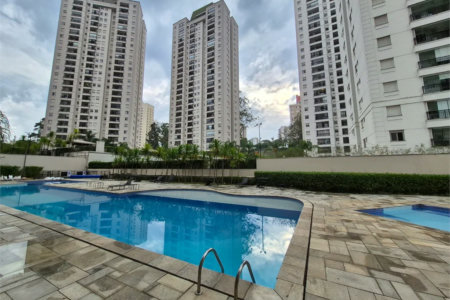 Apartamento à venda com 3 quartos, sendo 1 suíte, em Jardim Parque Morumbi, São Paulo, SP