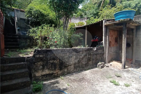 Casa à venda com 4 quartos, sendo 1 suíte, em Campo Grande, Rio de Janeiro, RJ