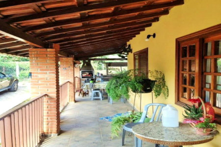 Casa à venda com 4 quartos em Capela, Vinhedo, SP