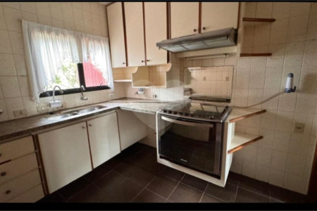 Apartamento à venda ou para alugar com 3 quartos, sendo 1 suíte, em Vila Andrade, São Paulo, SP