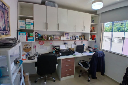 Casa à venda com 4 quartos, sendo 1 suíte, em Campo Grande, Rio de Janeiro, RJ
