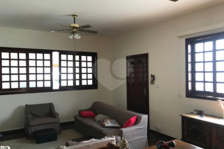 Casa à venda com 2 quartos, sendo 1 suíte, em Lapa de Baixo, São Paulo, SP
