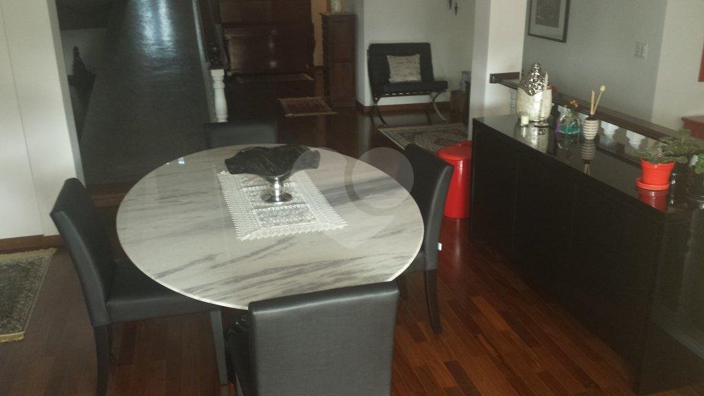 Casa à venda com 3 suítes em Jardim Franca, São Paulo, SP