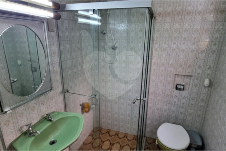 Sobrado à venda com 4 quartos, sendo 1 suíte,  em Água Branca, São Paulo, SP