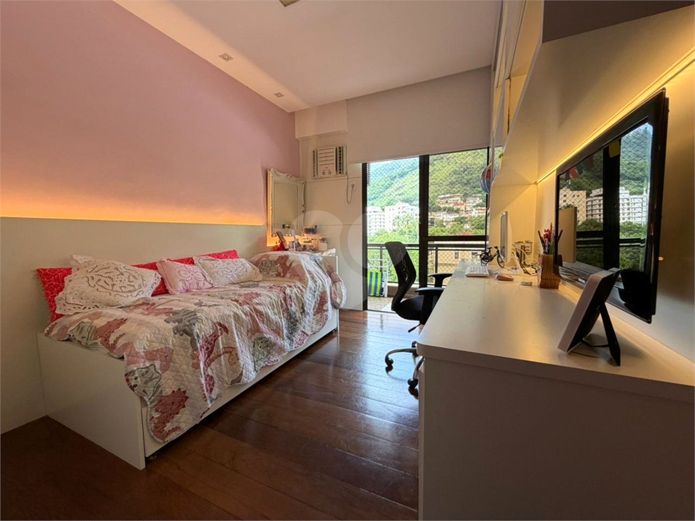 Apartamento à venda com 3 quartos, sendo 2 suítes, em Tijuca, Rio de Janeiro, RJ