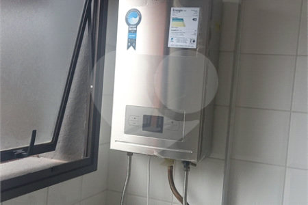 Apartamento para alugar com 3 quartos, sendo 1 suíte, em Alto da Boa Vista, São Paulo, SP