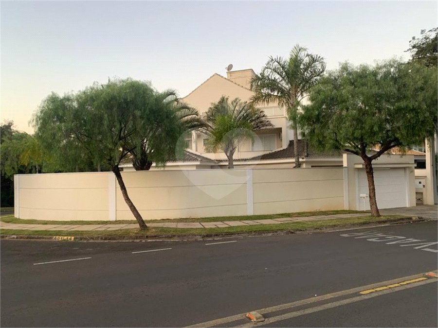 Casa à venda com 3 suítes no condomínio Residencial Villa dos Inglezes, Sorocaba - SP