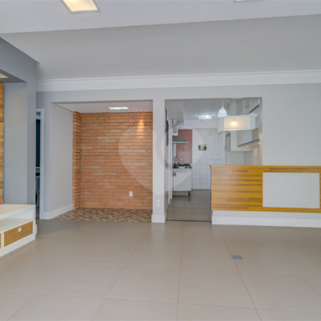 Apartamento à venda com 4 quartos, sendo 3 suítes, em Alto da Boa Vista, São Paulo, SP