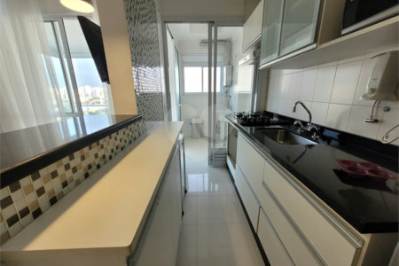 Apartamento para alugar com 2 quartos, sendo 1 suíte, em Vila Anastácio, São Paulo, SP