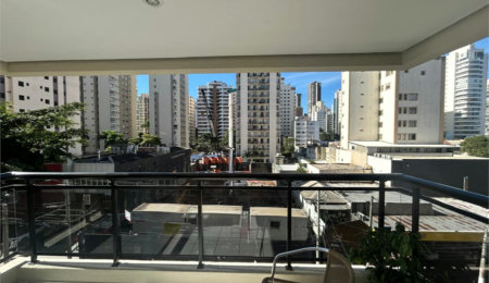 Apartamento à venda com 4 quartos, sendo 2 suítes, em Pinheiros, São Paulo, SP