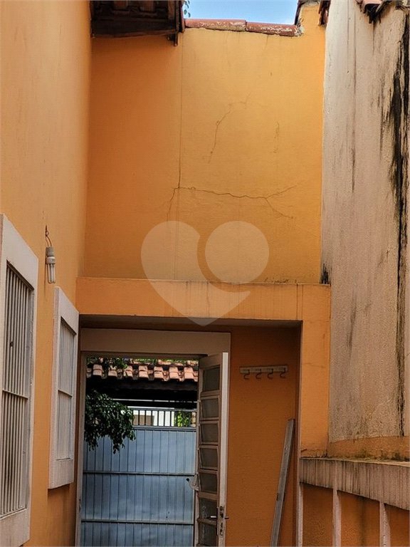 Casa à venda com 3 quartos, sendo 1 suíte, em Vila Vitório Mazzei, São Paulo, SP