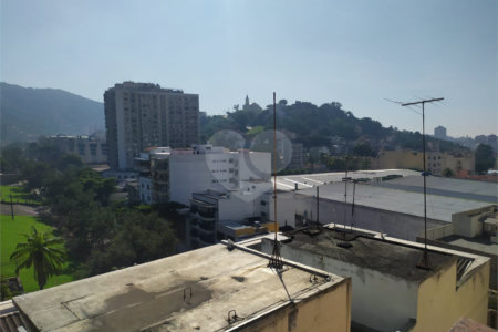 Cobertura à venda com 3 quartos, sendo 1 suíte,  em Andaraí, Rio de Janeiro, RJ