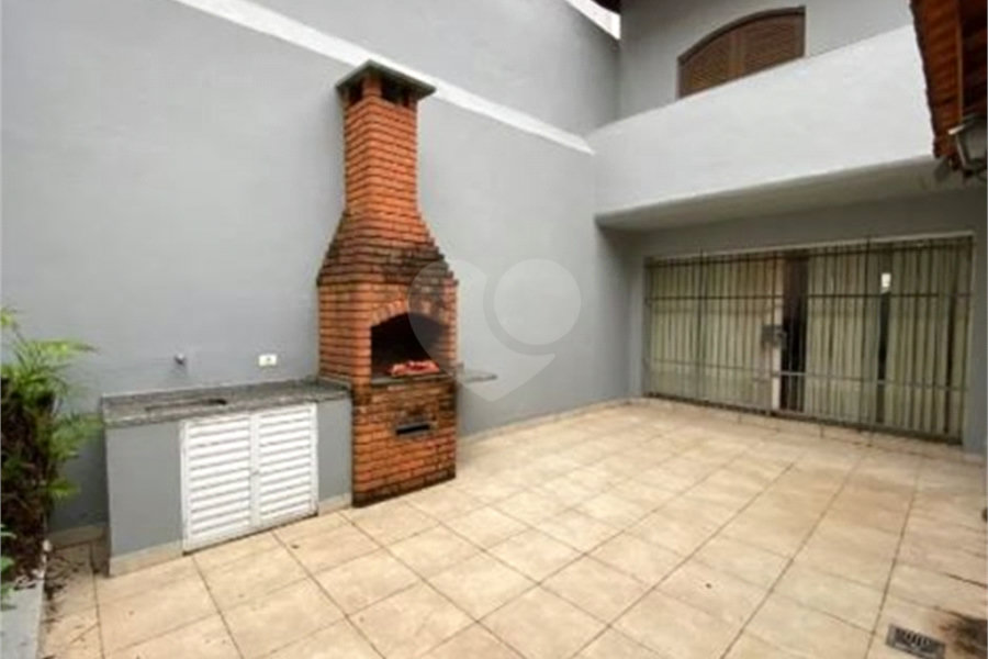 Sobrado à venda ou para alugar com 5 quartos, sendo 3 suítes, em Santana, São Paulo, SP