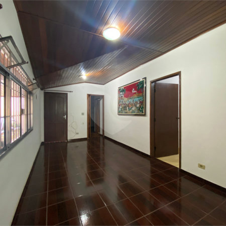 Terreno à venda com 3 quartos, sendo 1 suíte, em Vila Nivi, São Paulo, SP