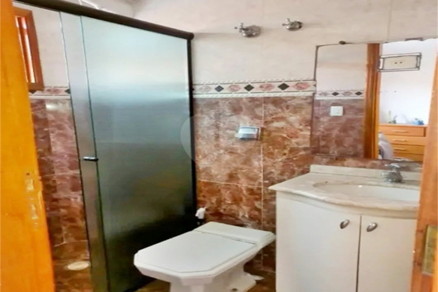 Casa à venda com 4 quartos, sendo 3 suítes, em Parada Inglesa, São Paulo, SP